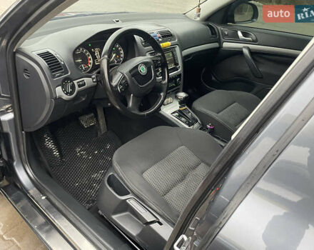 Серый Шкода Октавия, объемом двигателя 1.97 л и пробегом 350 тыс. км за 7900 $, фото 46 на Automoto.ua