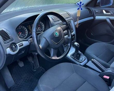 Серый Шкода Октавия, объемом двигателя 1.6 л и пробегом 263 тыс. км за 7700 $, фото 8 на Automoto.ua