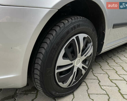 Сірий Шкода Октавія, об'ємом двигуна 1.8 л та пробігом 250 тис. км за 6999 $, фото 8 на Automoto.ua