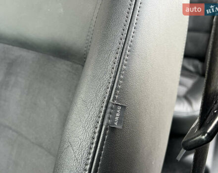 Серый Шкода Октавия, объемом двигателя 2 л и пробегом 211 тыс. км за 13200 $, фото 70 на Automoto.ua