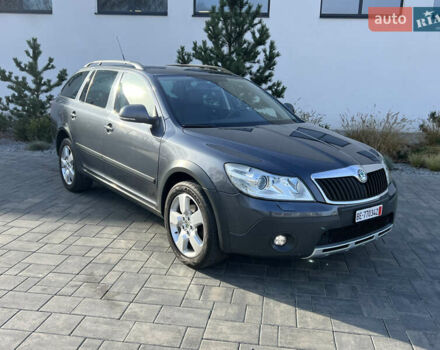 Серый Шкода Октавия, объемом двигателя 2 л и пробегом 211 тыс. км за 13200 $, фото 212 на Automoto.ua