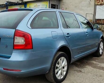 Шкода Октавия 2011 в Тернополе на Automoto.ua Серый Шкода Октавия, объемом двигателя 2 л и пробегом 232 тыс. км за 8700 $, фото 2 на Automoto.ua