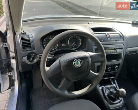 Серый Шкода Октавия, объемом двигателя 1.6 л и пробегом 374 тыс. км за 6600 $, фото 12 на Automoto.ua