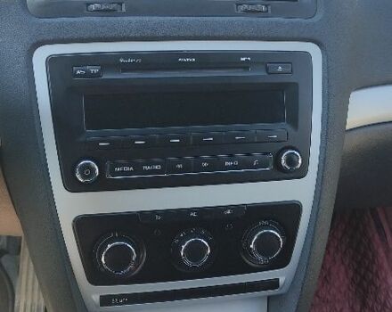 Сірий Шкода Октавія, об'ємом двигуна 1.6 л та пробігом 315 тис. км за 6800 $, фото 11 на Automoto.ua