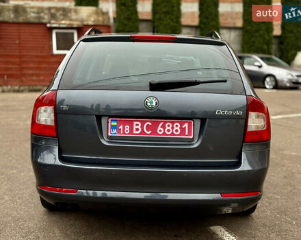 Серый Шкода Октавия, объемом двигателя 1.4 л и пробегом 181 тыс. км за 5999 $, фото 7 на Automoto.ua