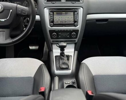 Серый Шкода Октавия, объемом двигателя 0 л и пробегом 177 тыс. км за 11850 $, фото 56 на Automoto.ua