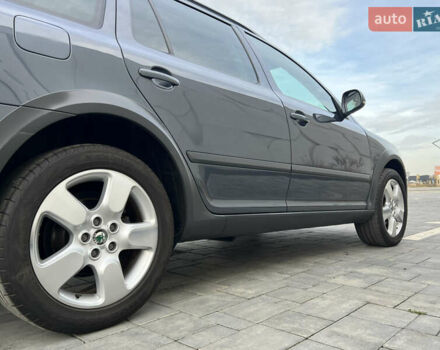 Серый Шкода Октавия, объемом двигателя 2 л и пробегом 211 тыс. км за 13200 $, фото 51 на Automoto.ua