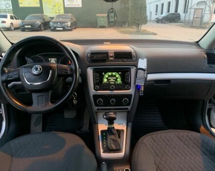 Шкода Октавия 2011 в Хмельницком на Automoto.ua Серый Шкода Октавия, объемом двигателя 1.6 л и пробегом 286 тыс. км за 8200 $, фото 6 на Automoto.ua