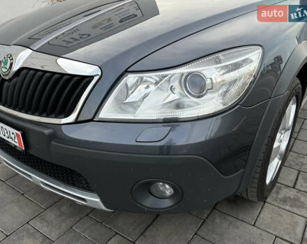 Серый Шкода Октавия, объемом двигателя 2 л и пробегом 211 тыс. км за 13200 $, фото 40 на Automoto.ua