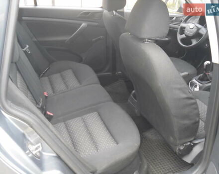 Шкода Октавия 2011 в Херсоне на Automoto.ua Серый Шкода Октавия, объемом двигателя 1.6 л и пробегом 305 тыс. км за 7300 $, фото 9 на Automoto.ua