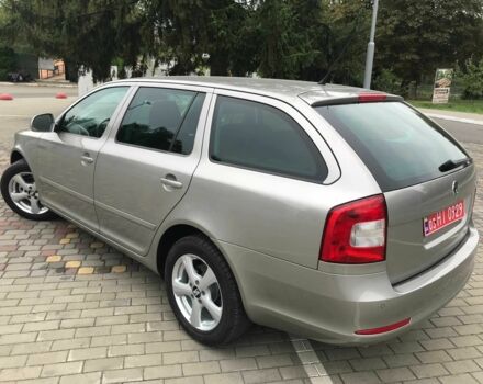 Серый Шкода Октавия, объемом двигателя 0 л и пробегом 187 тыс. км за 7850 $, фото 3 на Automoto.ua