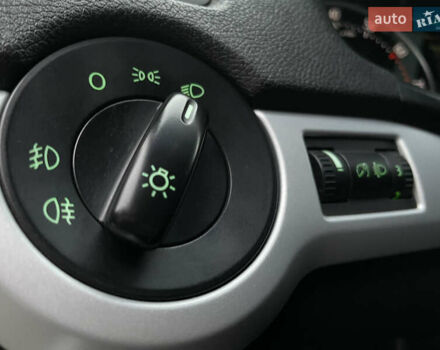 Сірий Шкода Октавія, об'ємом двигуна 1.8 л та пробігом 250 тис. км за 6999 $, фото 12 на Automoto.ua