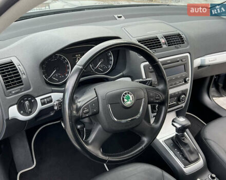 Серый Шкода Октавия, объемом двигателя 2 л и пробегом 211 тыс. км за 13200 $, фото 58 на Automoto.ua