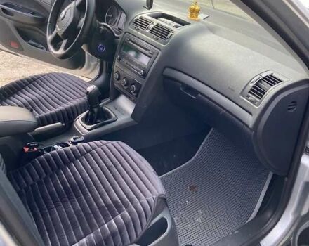 Сірий Шкода Октавія, об'ємом двигуна 1.4 л та пробігом 320 тис. км за 5150 $, фото 2 на Automoto.ua