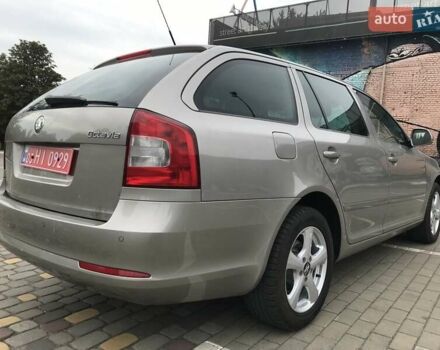 Шкода Октавия 2011 в Луцке на Automoto.ua Серый Шкода Октавия, объемом двигателя 0 л и пробегом 187 тыс. км за 7850 $, фото 13 на Automoto.ua