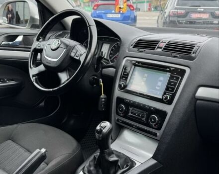 Шкода Октавія 2011 у Кропивницькому (Кіровограді) на Automoto.ua Сірий Шкода Октавія, об'ємом двигуна 1.8 л та пробігом 240 тис. км за 7900 $, фото 16 на Automoto.ua