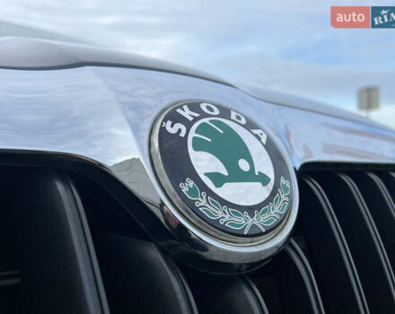 Серый Шкода Октавия, объемом двигателя 2 л и пробегом 211 тыс. км за 13200 $, фото 54 на Automoto.ua