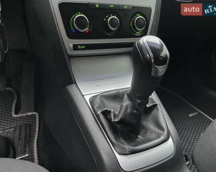 Сірий Шкода Октавія, об'ємом двигуна 1.8 л та пробігом 250 тис. км за 6999 $, фото 14 на Automoto.ua