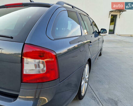 Серый Шкода Октавия, объемом двигателя 2 л и пробегом 217 тыс. км за 9500 $, фото 9 на Automoto.ua