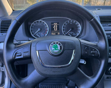 Серый Шкода Октавия, объемом двигателя 2 л и пробегом 277 тыс. км за 8999 $, фото 43 на Automoto.ua