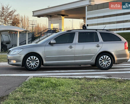 Сірий Шкода Октавія, об'ємом двигуна 1.39 л та пробігом 267 тис. км за 7400 $, фото 9 на Automoto.ua
