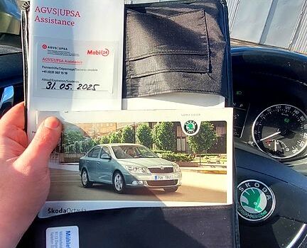 Серый Шкода Октавия, объемом двигателя 1.8 л и пробегом 240 тыс. км за 8500 $, фото 3 на Automoto.ua