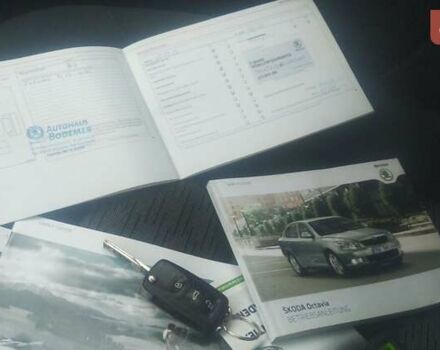 Сірий Шкода Октавія, об'ємом двигуна 1.6 л та пробігом 272 тис. км за 8299 $, фото 4 на Automoto.ua