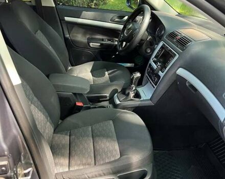 Сірий Шкода Октавія, об'ємом двигуна 1.6 л та пробігом 305 тис. км за 8200 $, фото 3 на Automoto.ua
