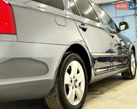 Серый Шкода Октавия, объемом двигателя 2 л и пробегом 217 тыс. км за 10750 $, фото 12 на Automoto.ua