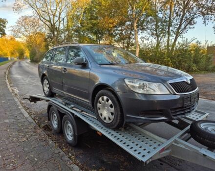 Серый Шкода Октавия, объемом двигателя 1 л и пробегом 225 тыс. км за 6600 $, фото 6 на Automoto.ua