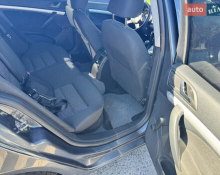 Серый Шкода Октавия, объемом двигателя 1.6 л и пробегом 259 тыс. км за 8800 $, фото 12 на Automoto.ua