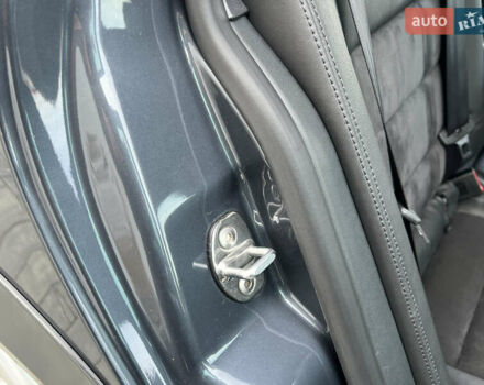 Серый Шкода Октавия, объемом двигателя 2 л и пробегом 211 тыс. км за 12950 $, фото 124 на Automoto.ua