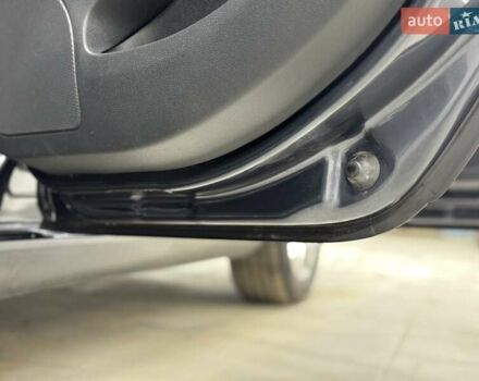 Серый Шкода Октавия, объемом двигателя 2 л и пробегом 217 тыс. км за 10750 $, фото 79 на Automoto.ua