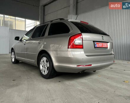 Сірий Шкода Октавія, об'ємом двигуна 1.6 л та пробігом 208 тис. км за 9150 $, фото 11 на Automoto.ua