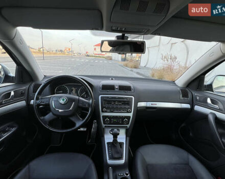 Серый Шкода Октавия, объемом двигателя 2 л и пробегом 211 тыс. км за 13200 $, фото 172 на Automoto.ua