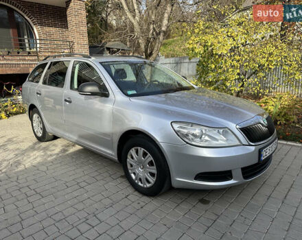 Серый Шкода Октавия, объемом двигателя 1.6 л и пробегом 374 тыс. км за 6600 $, фото 1 на Automoto.ua