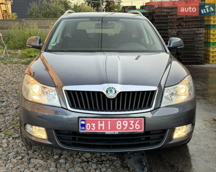 Сірий Шкода Октавія, об'ємом двигуна 1.2 л та пробігом 176 тис. км за 6900 $, фото 1 на Automoto.ua