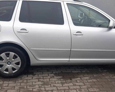 Серый Шкода Октавия, объемом двигателя 1.6 л и пробегом 235 тыс. км за 7400 $, фото 3 на Automoto.ua