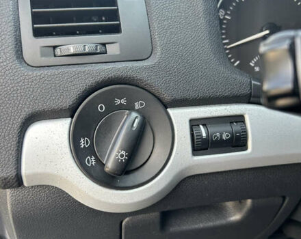 Сірий Шкода Октавія, об'ємом двигуна 1.2 л та пробігом 208 тис. км за 6200 $, фото 27 на Automoto.ua
