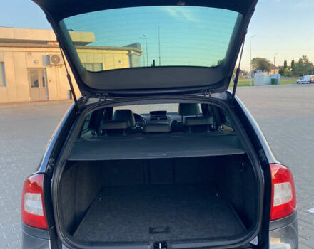 Серый Шкода Октавия, объемом двигателя 2 л и пробегом 218 тыс. км за 9900 $, фото 56 на Automoto.ua