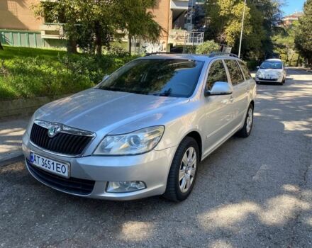Сірий Шкода Октавія, об'ємом двигуна 1.6 л та пробігом 350 тис. км за 7544 $, фото 7 на Automoto.ua