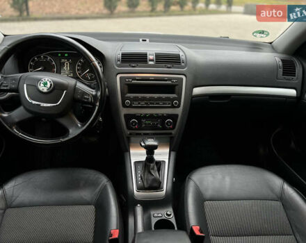 Сірий Шкода Октавія, об'ємом двигуна 1.4 л та пробігом 180 тис. км за 7299 $, фото 12 на Automoto.ua