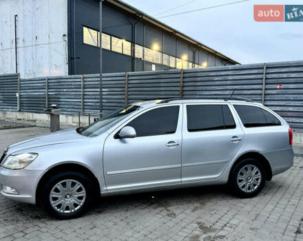 Сірий Шкода Октавія, об'ємом двигуна 1.8 л та пробігом 300 тис. км за 5550 $, фото 9 на Automoto.ua