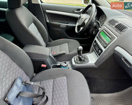 Сірий Шкода Октавія, об'ємом двигуна 1.6 л та пробігом 181 тис. км за 8799 $, фото 24 на Automoto.ua