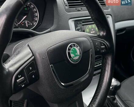 Серый Шкода Октавия, объемом двигателя 1.99 л и пробегом 234 тыс. км за 9800 $, фото 29 на Automoto.ua