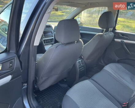 Серый Шкода Октавия, объемом двигателя 1.6 л и пробегом 285 тыс. км за 7500 $, фото 11 на Automoto.ua