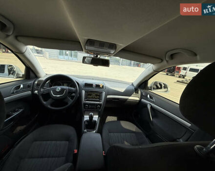 Серый Шкода Октавия, объемом двигателя 1.6 л и пробегом 344 тыс. км за 8700 $, фото 23 на Automoto.ua