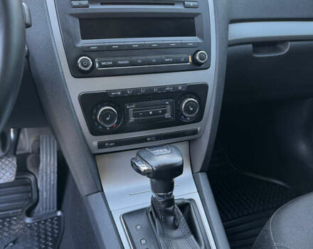 Сірий Шкода Октавія, об'ємом двигуна 2 л та пробігом 276 тис. км за 8899 $, фото 47 на Automoto.ua