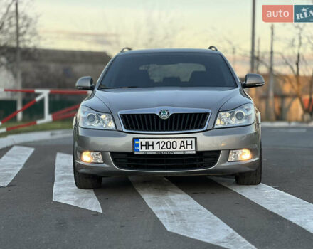 Сірий Шкода Октавія, об'ємом двигуна 1.39 л та пробігом 267 тис. км за 7400 $, фото 2 на Automoto.ua