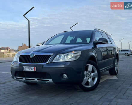 Серый Шкода Октавия, объемом двигателя 2 л и пробегом 211 тыс. км за 13200 $, фото 198 на Automoto.ua